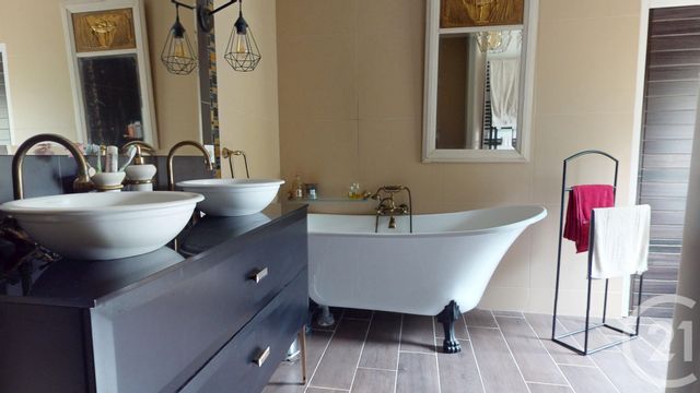 Afficher la photo en grand maison à vendre - 4 pièces - 133.77 m2 - MONTAIGUT SUR SAVE - 31 - MIDI-PYRENEES - Century 21 Oustal