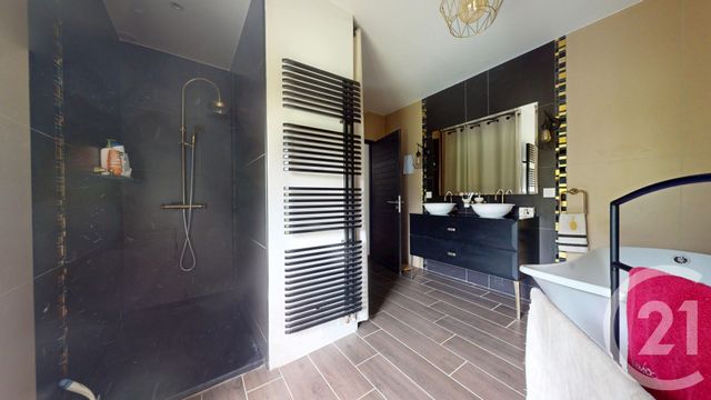 Afficher la photo en grand maison à vendre - 4 pièces - 133.77 m2 - MONTAIGUT SUR SAVE - 31 - MIDI-PYRENEES - Century 21 Oustal